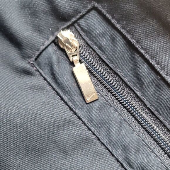 Rare Nike navy shorts - Picture 3 of 7